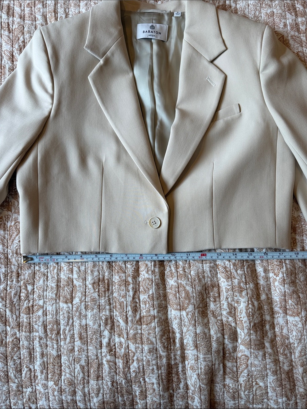 Aritzia Arbus Cropped Cream Blazer Jacket - Picture 8 of 11